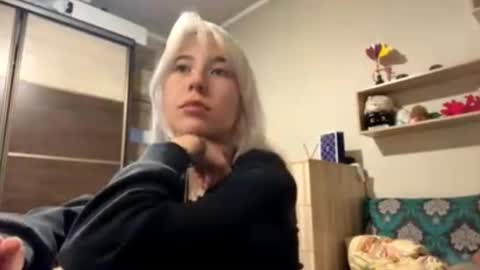 Snapshot of bobbyyoukers chatting on 03/02/26, 12:23 Alisha online show from 03/02/26, 12:23