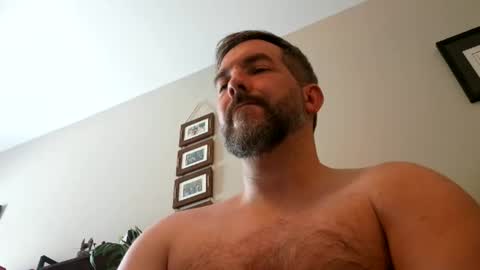 Snapshot of bobchmw chatting on 05/28/26, 04:26 Bobchmw online show from 05/28/26, 04:26