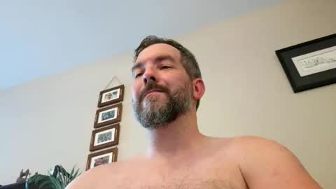 Snapshot of bobchmw chatting on 06/04/26, 08:04 Bobchmw online show from 06/04/26, 08:04