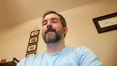 Snapshot of bobchmw chatting on 07/26/26, 01:36 Bobchmw online show from 07/26/26, 01:36