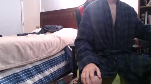 bobh1266 online show from 10/12/25, 11:53