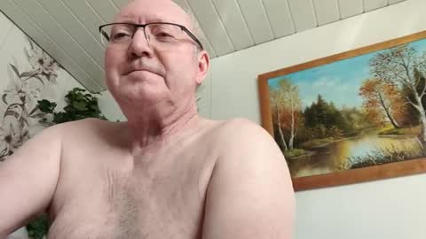 Snapshot of bobi265 chatting on 02/25/26, 08:13 bobi265 online show from 02/25/26, 08:13