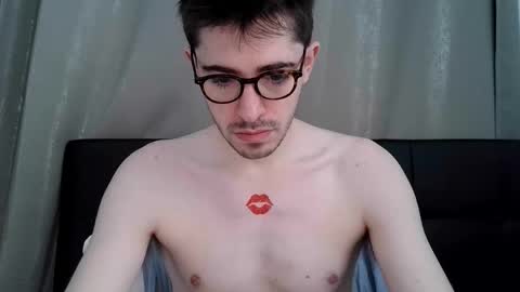 Snapshot of boblight221 chatting on 02/15/26, 06:26 boblight221 online show from 02/15/26, 06:26