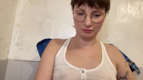 Snapshot of bobwig4 chatting on 11/01/25, 09:28 Tips prfr 11-55-111 tok online show from 11/01/25, 09:28