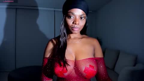 Snapshot of body_desire chatting on 09/10/25, 09:42 danna online show from 09/10/25, 09:42