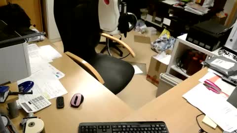 Snapshot of bodymen1 chatting on 10/26/25, 12:38 bodymen1 online show from 10/26/25, 12:38