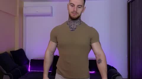 Snapshot of bodyouwant chatting on 01/27/25, 04:30 bodyouwant online show from 01/27/25, 04:30