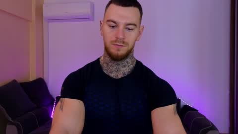 Snapshot of bodyouwant chatting on 02/02/25, 04:37 bodyouwant online show from 02/02/25, 04:37