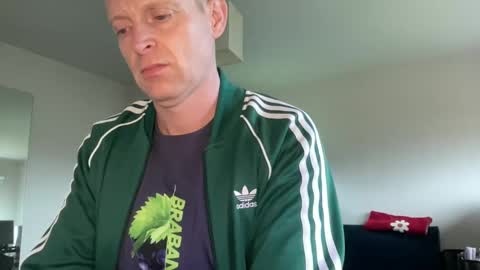 ask me online show from 02/05/25, 01:54