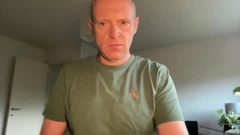 ask me online show from 09/30/25, 06:07