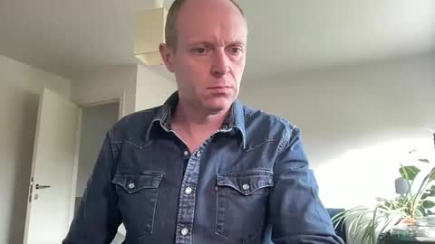 ask me online show from 10/31/25, 11:22