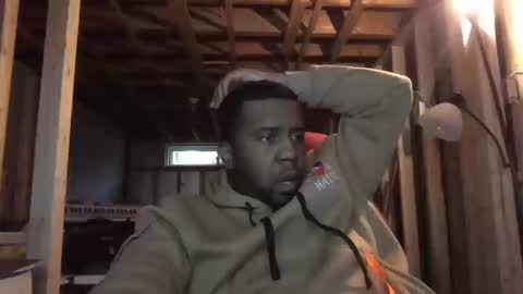 Snapshot of bogarcon234 chatting on 10/10/25, 06:07 Bogarcon234 online show from 10/10/25, 06:07