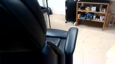 Snapshot of bogbopper50 chatting on 05/03/26, 06:14 BigBopper50 online show from 05/03/26, 06:14