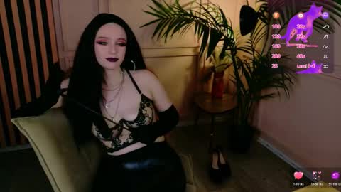 Snapshot of bogemabella chatting on 04/24/26, 10:45 Your Mistress Bella online show from 04/24/26, 10:45