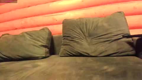 Snapshot of bohemianrhapsody1 chatting on 02/13/25, 02:20 Nail and Olivia online show from 02/13/25, 02:20