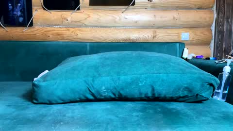 Snapshot of bohemianrhapsody1 chatting on 11/29/25, 10:51 Nail and Olivia online show from 11/29/25, 10:51