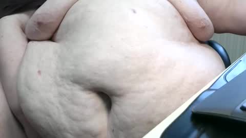 Snapshot of boho1964 chatting on 02/01/26, 12:04 Boho online show from 02/01/26, 12:04