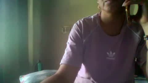 Snapshot of boldlaila chatting on 10/25/25, 10:34 Anamika online show from 10/25/25, 10:34