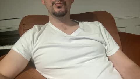 edilsonrd online show from 02/12/25, 04:33