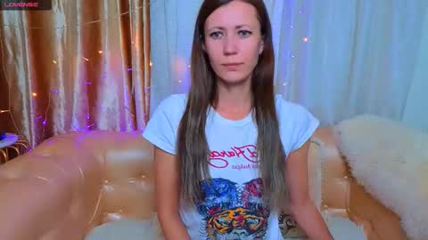 Mia online show from 11/17/25, 12:05