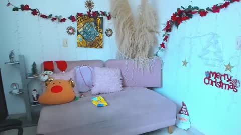Snapshot of bombaneraa chatting on 12/18/24, 03:11  Salma Independent Model online show from 12/18/24, 03:11