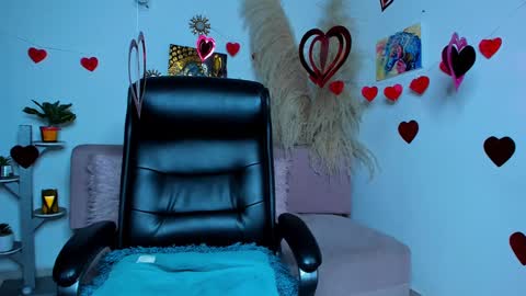 Snapshot of bombaneraa chatting on 02/15/25, 01:10  Salma Independent Model online show from 02/15/25, 01:10