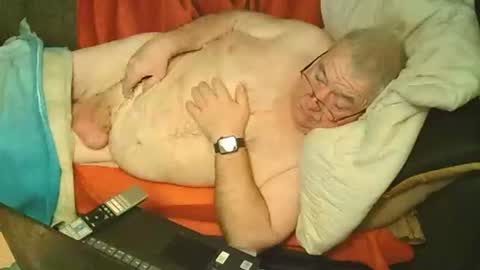 Snapshot of bomber59potsdam chatting on 01/04/25, 10:34 Bomber59potsdam online show from 01/04/25, 10:34