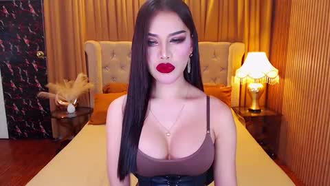 Snapshot of bombshellanita chatting on 10/10/25, 07:57 bombshellanita online show from 10/10/25, 07:57