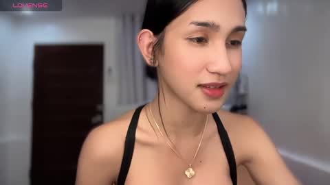 Snapshot of bombshellmisshell chatting on 03/18/26, 04:48 Misshell online show from 03/18/26, 04:48