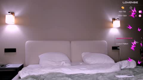 Olly online show from 12/20/24, 02:38