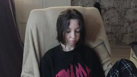 Snapshot of bondi_star chatting on 03/24/26, 01:05 bondi_star online show from 03/24/26, 01:05