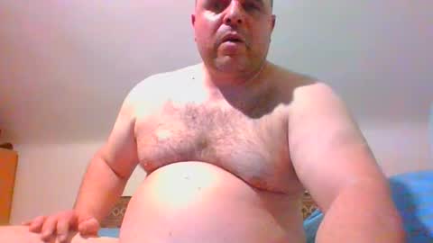 Snapshot of bondsuckslut chatting on 03/11/26, 07:53 borntosuck online show from 03/11/26, 07:53