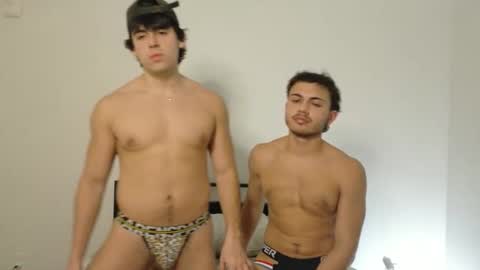 Snapshot of bonebrosxxx chatting on 01/08/26, 04:15 bonebrosxxx online show from 01/08/26, 04:15