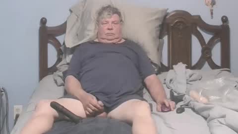 Snapshot of boner1961 chatting on 12/17/25, 09:37 boner1961 online show from 12/17/25, 09:37