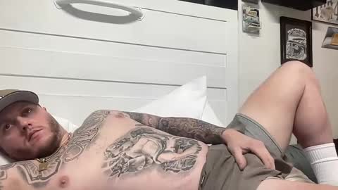 boner4you1994 online show from 09/17/25, 01:51