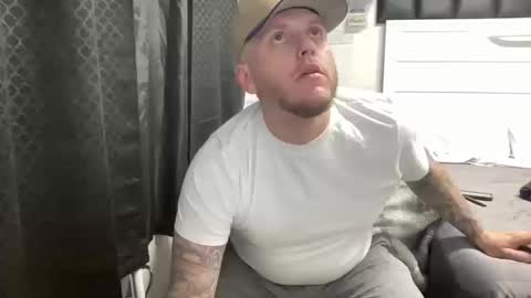 boner4you1994 online show from 10/12/25, 11:53