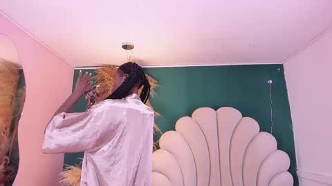 bonieklent online show from 03/11/25, 02:54