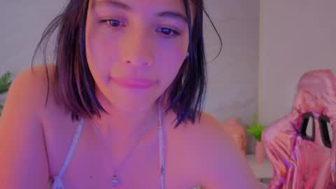 Snapshot of bonnie_1s chatting on 04/21/26, 01:42 Bonnie online show from 04/21/26, 01:42
