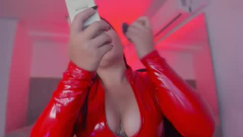 Bonnie  online show from 11/16/25, 11:27