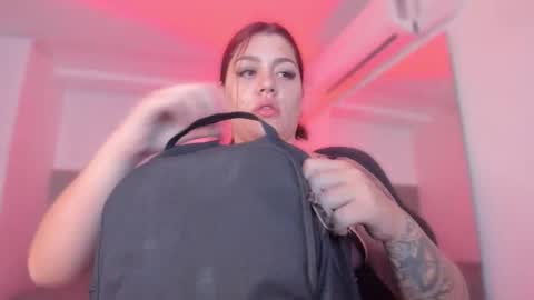 Bonnie  online show from 11/18/25, 11:14