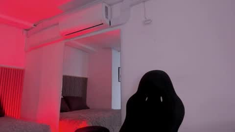 Bonnie  online show from 12/17/25, 12:00