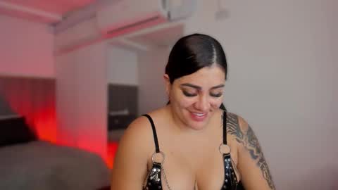 Bonnie  online show from 12/19/25, 11:28