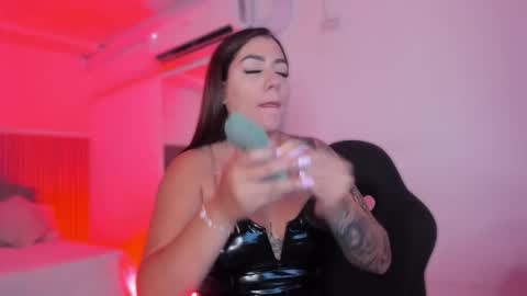 Bonnie  online show from 02/15/26, 11:30