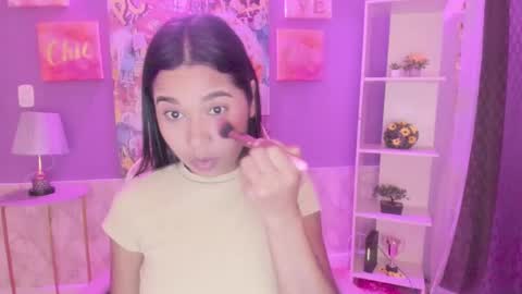 Snapshot of bonnie_benet chatting on 12/06/24, 11:00 Bonnie online show from 12/06/24, 11:00