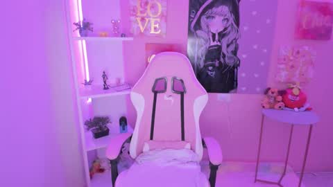 Snapshot of bonnie_benet chatting on 02/26/25, 12:36 Bonnie online show from 02/26/25, 12:36