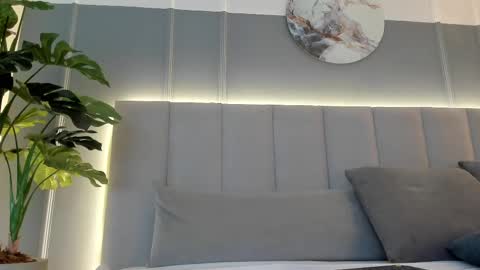 Bonnie online show from 02/10/25, 02:19