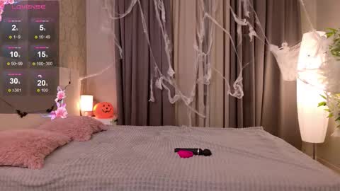 bonnie online show from 10/28/25, 09:39