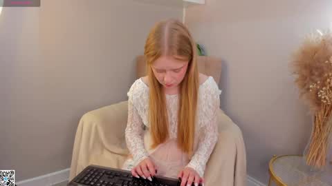 Snapshot of bonnie_jonson chatting on 04/30/26, 12:06 Bonnie online show from 04/30/26, 12:06
