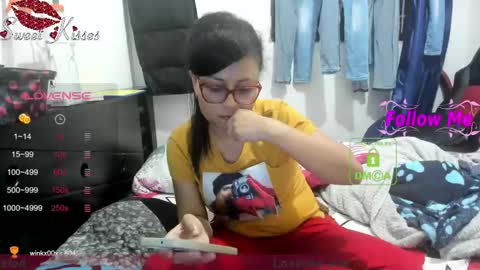 Snapshot of bonnie_lam_ chatting on 01/12/25, 03:39 bonnie lam hello welcome to my room I hope you have fun and you can reach your maximum pleasure here with me online show from 01/12/25, 03:39