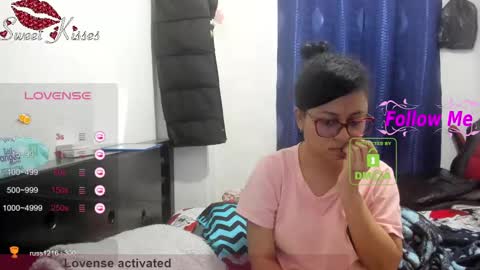 Snapshot of bonnie_lam_ chatting on 01/21/25, 02:54 bonnie lam hello welcome to my room I hope you have fun and you can reach your maximum pleasure here with me online show from 01/21/25, 02:54